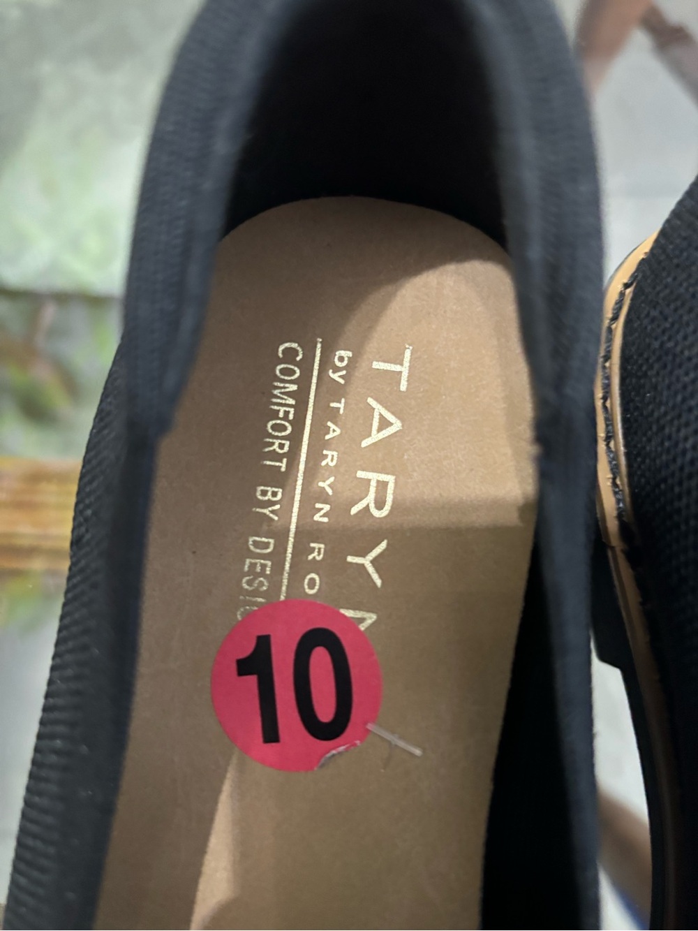 Taryn Rose Women’s Black Knit Comfort Loafers Slip On Shoes Size 10 - Picture 4 of 12